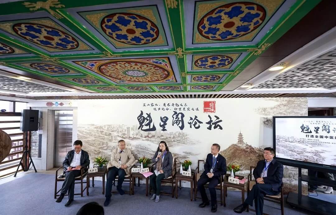 soOegHWuYW.jpg